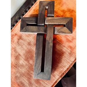 Vintage Interlocking Woven Wood Wall Cross Dark Natural Grain Religious Decor